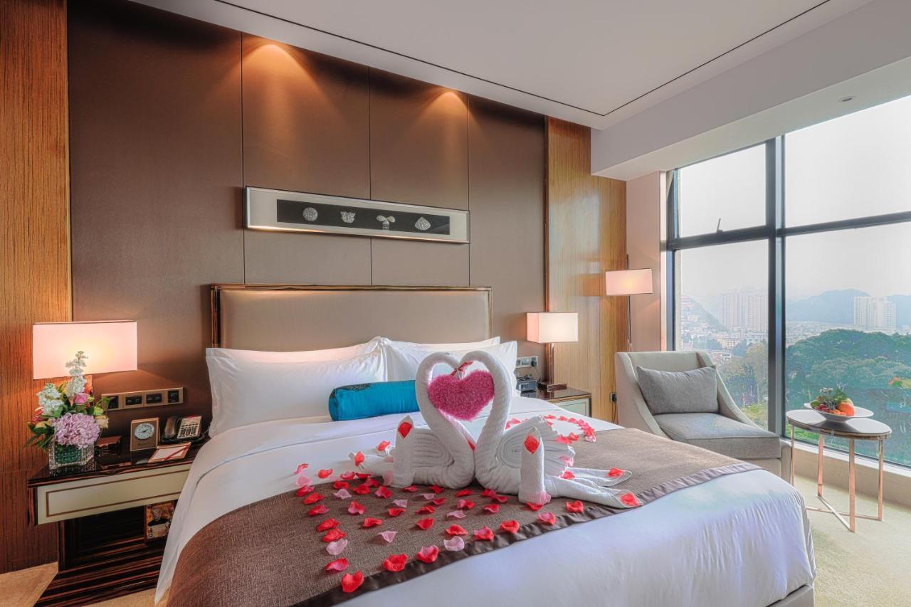 Argyle Grand Hotel Xingyi  Dış mekan fotoğraf