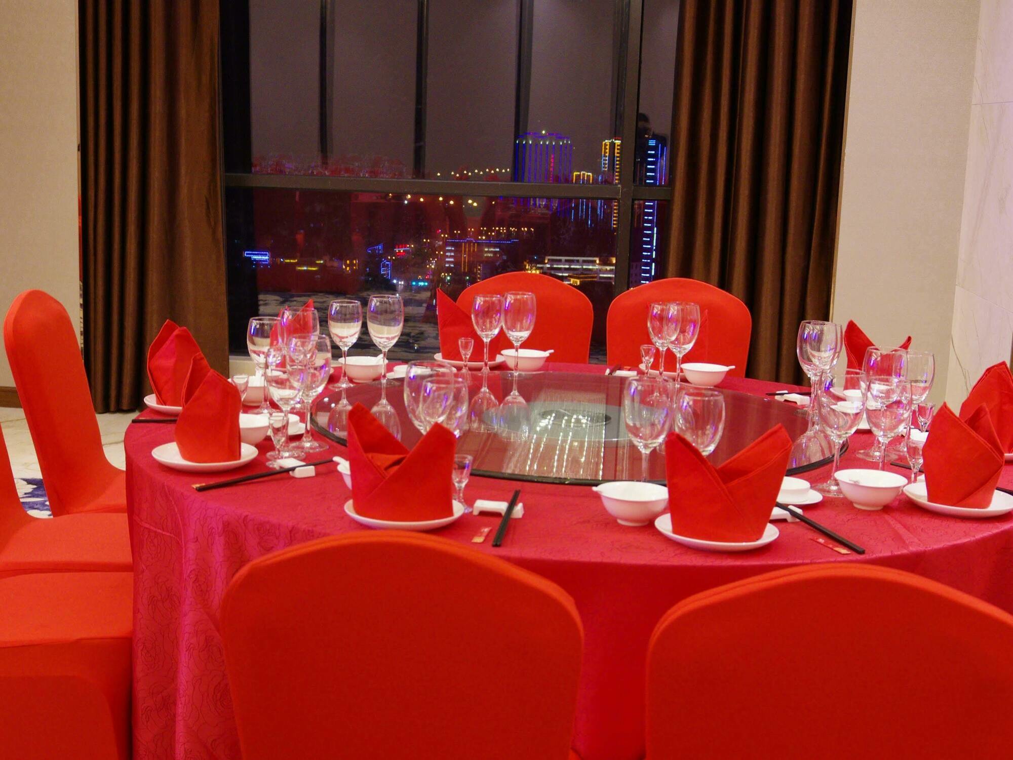 Argyle Grand Hotel Xingyi  Dış mekan fotoğraf