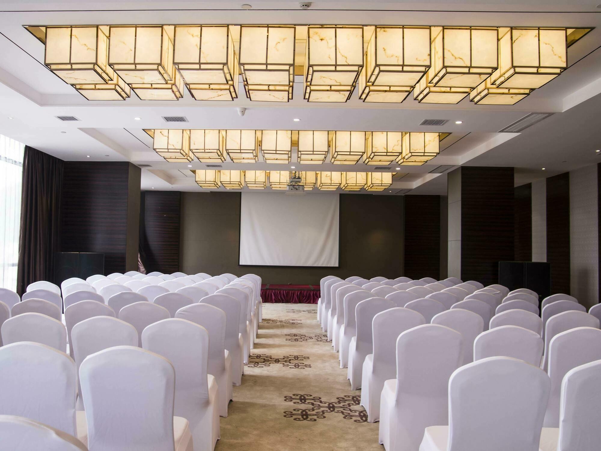 Argyle Grand Hotel Xingyi  Dış mekan fotoğraf