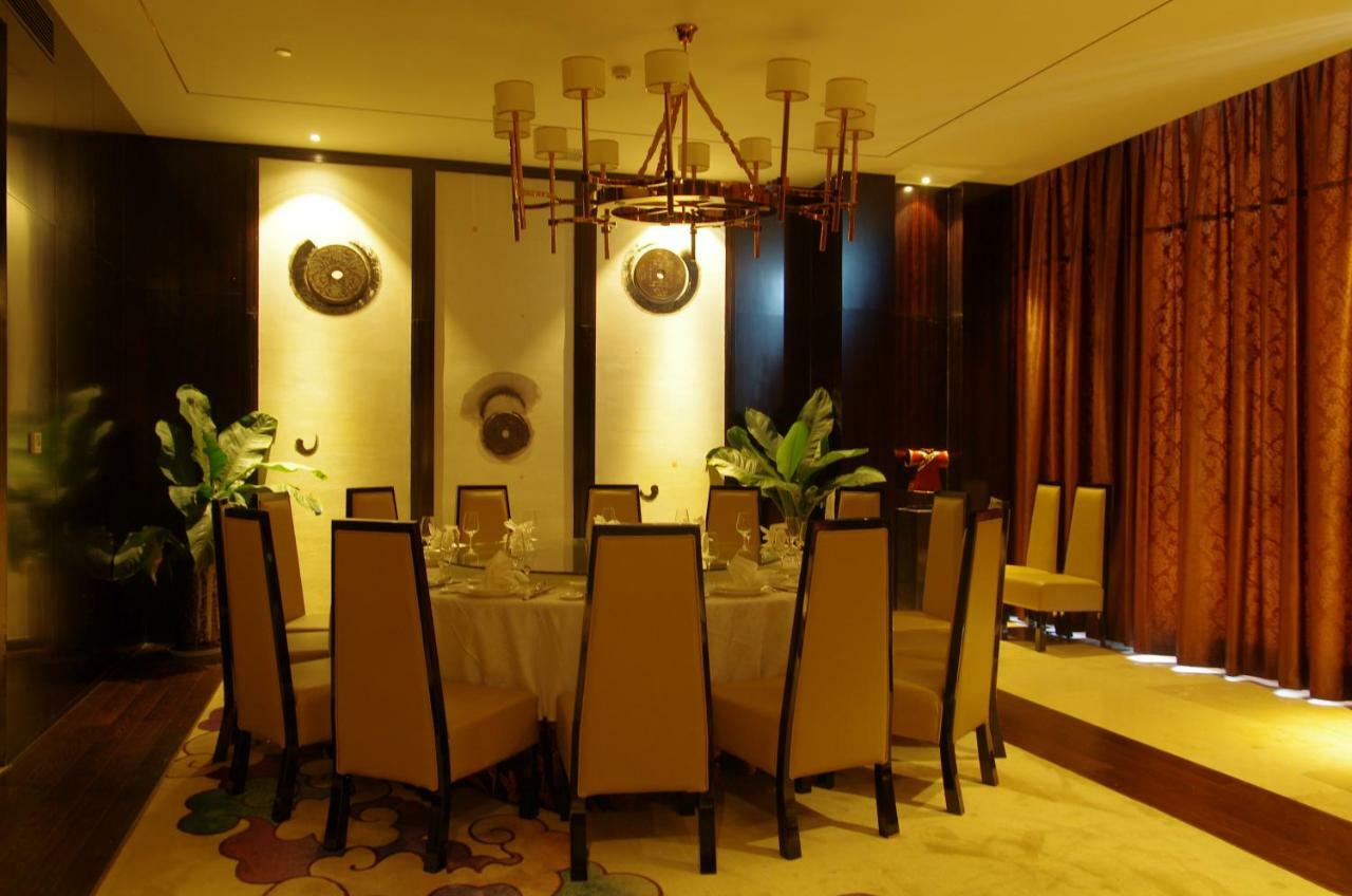 Argyle Grand Hotel Xingyi  Dış mekan fotoğraf